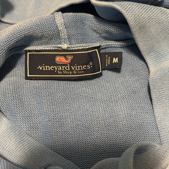 Vineyard Vines lightweight hoodie. Men’s Medium - Picture 4 of 4